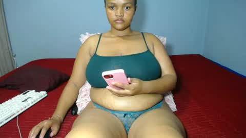 Snapshot of missmimmi69 chatting on 06-22-26, 06:10 mimmi online show from 06-22-26, 06:10