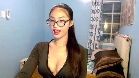 missminervaa online show from 07-08-26, 08:46