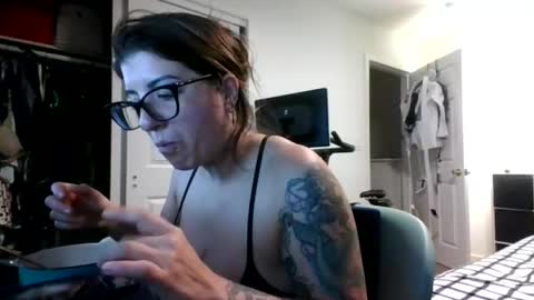 Snapshot of missmonatoyou chatting on 07-16-26, 10:21 MissMona online show from 07-16-26, 10:21