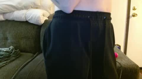 Snapshot of missmoonmagic13 chatting on 12-28-24, 07:44 Maxxx online show from 12-28-24, 07:44