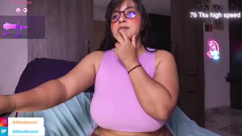 MissMoon online show from 11-15-25, 09:54