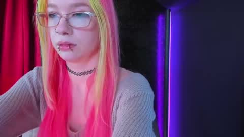 Snapshot of missnikkivill chatting on 02-17-25, 07:21 Mistress Nikki Vill online show from 02-17-25, 07:21