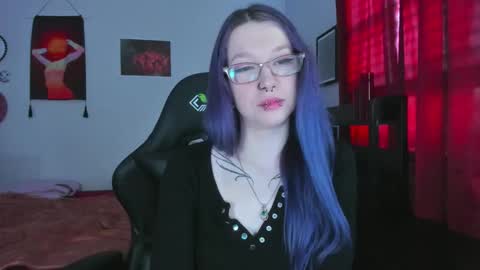 Snapshot of missnikkivill chatting on 03-17-26, 04:54 Mistress Nikki Vill online show from 03-17-26, 04:54