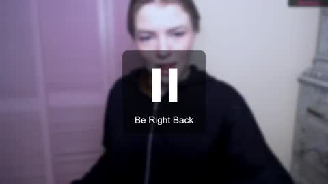 Snapshot of missoliviaa_ chatting on 01-05-25, 10:32 Olivia online show from 01-05-25, 10:32