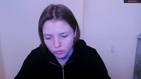 Snapshot of missoliviaa_ chatting on 02-01-25, 12:26 Olivia online show from 02-01-25, 12:26