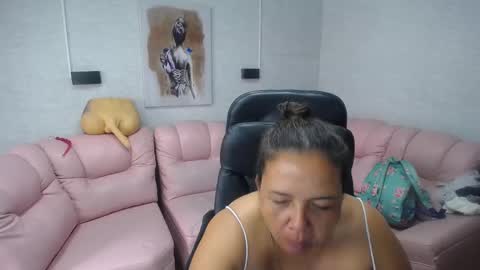 Penelope online show from 03-08-25, 02:40