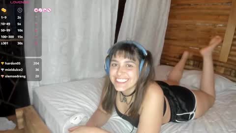 Snapshot of misspink152015 chatting on 02-03-25, 12:25 sarah online show from 02-03-25, 12:25