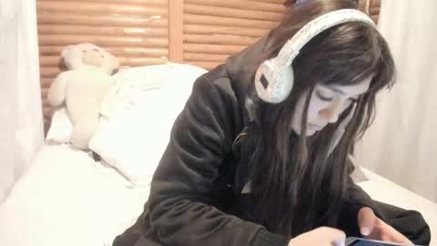 Snapshot of misspink152015 chatting on 02-10-25, 01:46 sarah online show from 02-10-25, 01:46