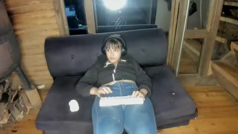 Snapshot of misspink152015 chatting on 02-23-25, 01:24 sarah online show from 02-23-25, 01:24