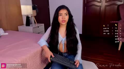 Snapshot of missprada chatting on 09-25-25, 11:47 Emma Prada online show from 09-25-25, 11:47