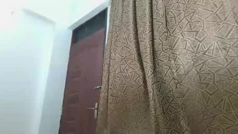 Snapshot of missprettygal chatting on 12-17-25, 03:51 pretty gal online show from 12-17-25, 03:51