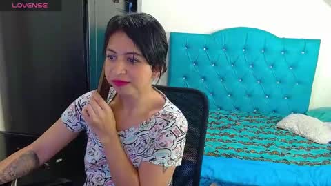 Snapshot of misspurple4 chatting on 03-06-25, 08:05 kassandra online show from 03-06-25, 08:05