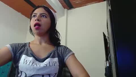 Snapshot of misspurple4 chatting on 10-19-25, 11:05 kassandra online show from 10-19-25, 11:05