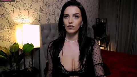 Snapshot of missrosse_ chatting on 05-09-26, 12:38 Emily online show from 05-09-26, 12:38
