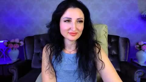 missrossi online show from 10-20-25, 12:38