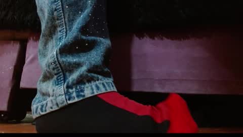 Snapshot of misssam28 chatting on 11-13-25, 04:06 TELL ME MISS online show from 11-13-25, 04:06