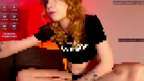Snapshot of missslola chatting on 05-19-26, 04:13 Misss Lola Angel online show from 05-19-26, 04:13