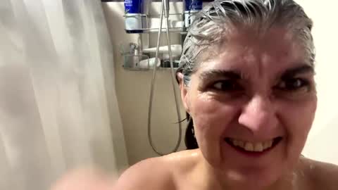 Snapshot of missspooky chatting on 01-21-25, 11:56 Miss Spooky Silverstacker online show from 01-21-25, 11:56