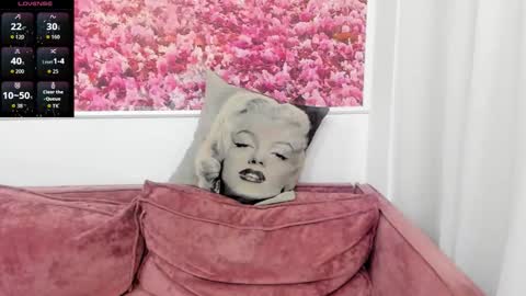 missthelove online show from 11-30-25, 01:48