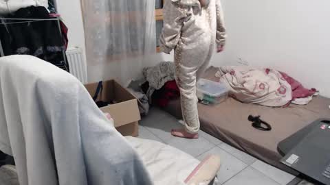 missthon online show from 11-10-25, 11:42