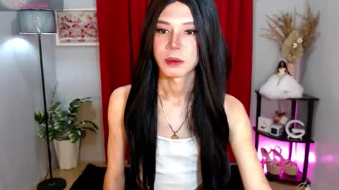 Snapshot of misstransstella69 chatting on 11-21-25, 08:02 Stella online show from 11-21-25, 08:02