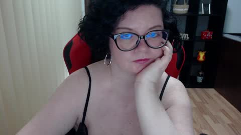 MissTruble online show from 02-10-25, 01:22