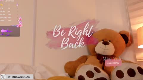 Snapshot of missvaleriaa chatting on 01-20-25, 05:04 Valeria Davila online show from 01-20-25, 05:04