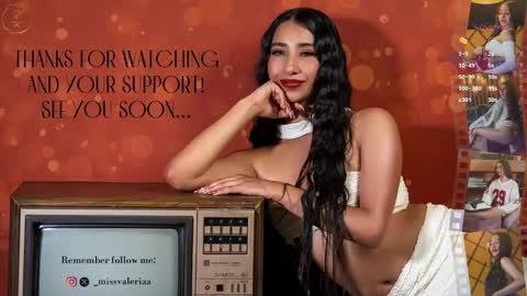 Snapshot of missvaleriaa chatting on 04-15-26, 07:58 Valeria Davila online show from 04-15-26, 07:58