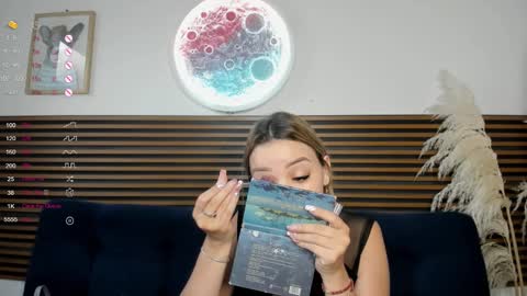 Snapshot of missvalery1 chatting on 01-07-25, 08:31 missvalery1 online show from 01-07-25, 08:31