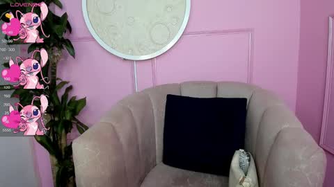 Snapshot of missvalery1 chatting on 02-21-25, 09:22 missvalery1 online show from 02-21-25, 09:22