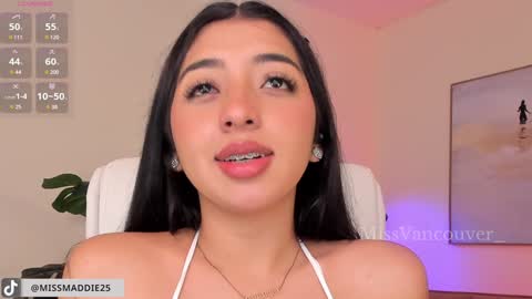 Mafe Jimenez online show from 01-27-25, 05:36