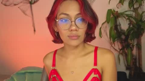 Snapshot of missvenuss chatting on 10-22-25, 06:35 IG MISSVENUSS1 online show from 10-22-25, 06:35