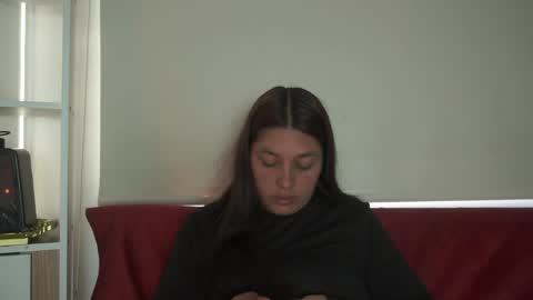 Pau OFmissweetpeach online show from 04-19-26, 10:23