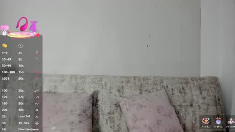 Snapshot of missweetpeach chatting on 06-21-26, 09:50 Pau OFmissweetpeach online show from 06-21-26, 09:50