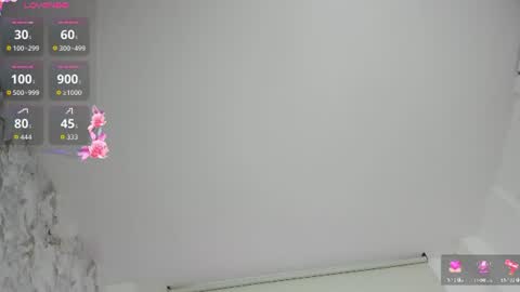 Snapshot of missweetpeach chatting on 07-18-26, 11:08 Pau OFmissweetpeach online show from 07-18-26, 11:08