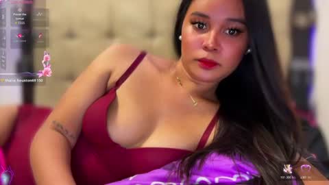 Snapshot of missxthalia697 chatting on 06-20-26, 08:28 Miss. Thalia online show from 06-20-26, 08:28