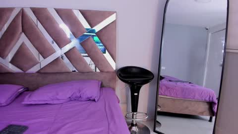 Miss online show from 02-03-25, 07:42