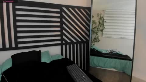 Miss online show from 02-11-25, 11:44