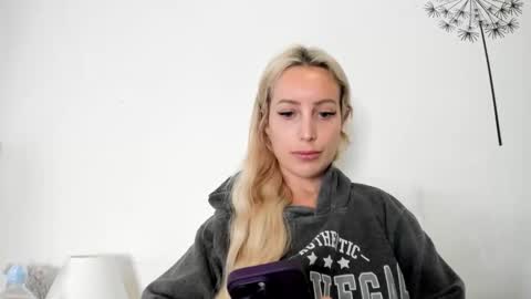 Snapshot of missy_matrix chatting on 01-09-26, 10:29 Missy matrix online show from 01-09-26, 10:29