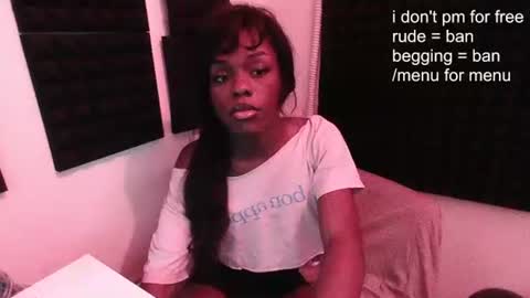 Snapshot of missymixingmiss chatting on 06-17-26, 10:54 lauren online show from 06-17-26, 10:54
