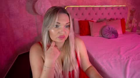  Amely  online show from 01-25-25, 08:21