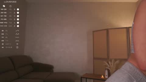 Snapshot of mist_mia chatting on 10-23-25, 05:55 Mia online show from 10-23-25, 05:55