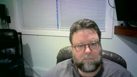 Mr. Happy online show from 02-15-25, 01:42