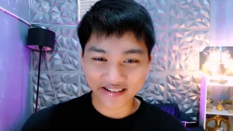 Snapshot of mister_officer chatting on 11-25-25, 08:09 SAINT SACHI will make your day online show from 11-25-25, 08:09