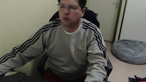 Snapshot of mistercoeur1 chatting on 03-01-25, 08:42 mistercoeur online show from 03-01-25, 08:42