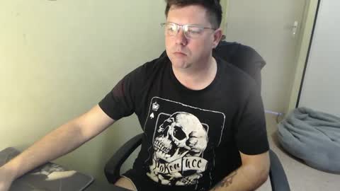 Snapshot of mistercoeur1 chatting on 03-12-25, 08:19 mistercoeur online show from 03-12-25, 08:19