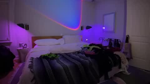 Mikey Jerkoff online show from 01-08-25, 07:34