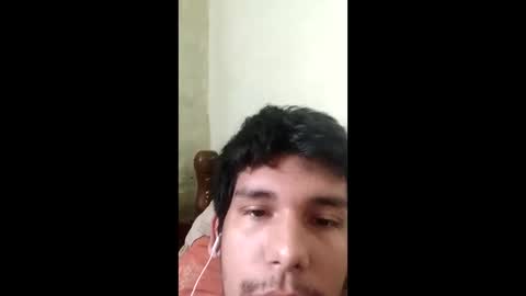 Snapshot of mistertitanx chatting on 09-20-25, 03:35 Emir online show from 09-20-25, 03:35