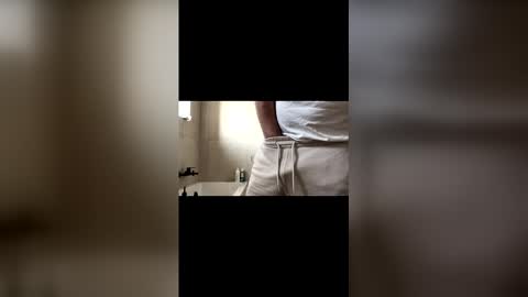 Snapshot of misterxy567 chatting on 03-01-26, 01:46 misterxy567 online show from 03-01-26, 01:46