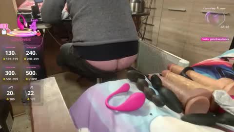 Snapshot of misteryman1956 chatting on 12-01-25, 06:57 misteryman1956 online show from 12-01-25, 06:57